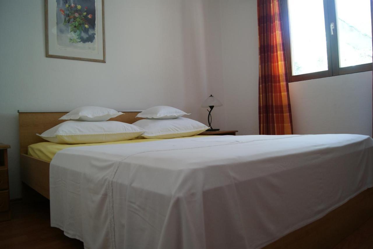 ילסה Apartments By The Sea Zavala, Hvar - 553 מראה חיצוני תמונה
